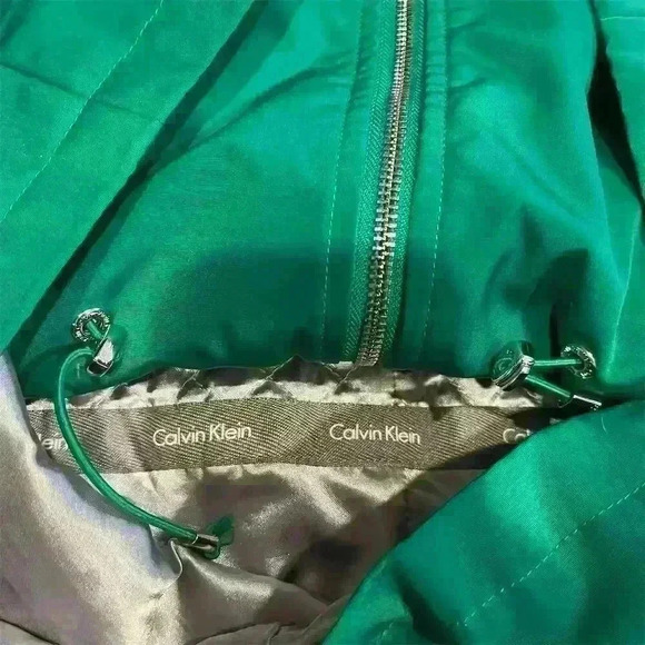 Calvin Klein Women’s Small Green Windbreaker Jacket Zip Pockets Drawstring Logo - Picture 4 of 10